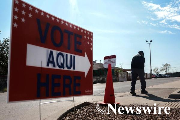 2026-10-19T180400Z_2145191130_RC2H6OAZ125G_RTRMADP_3_USA-ELECTION-TEXAS-EARLY-VOTING.JPG