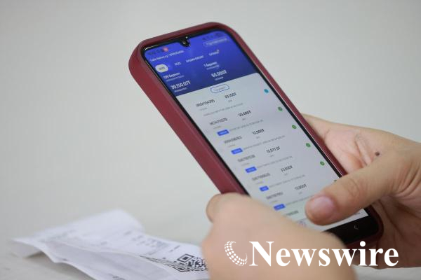 MPA40286-mobile.jpg